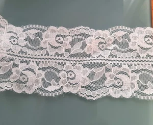1m x 60mm fine lace trim pure white sold by the metre roses non elastic Encaje Csipke - Picture 1 of 2