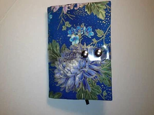 Graceful Garden Book Cover/Holder - Picture 1 of 12