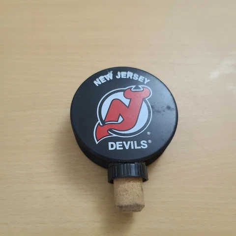 New Jersey Devils NHL Hockey Puck Cork Wine Bottle Stopper - New! Cover