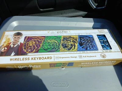 Harry Potter Wireless Full Keyboard Gryffindor Slytherin Ravenclaw Hufflepuff  - Image 1 of 4