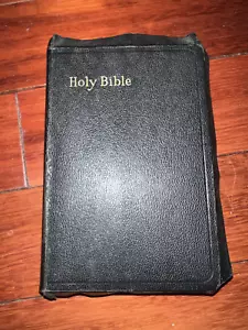 Vintage Inscribed 1947 Catholic Holy Bible John Winston with ephemera - Imagen 1 de 4