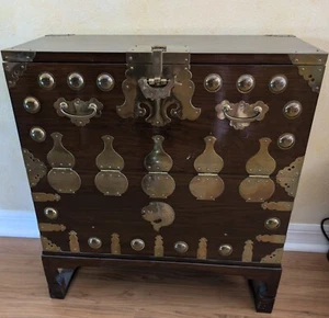Early to Mid 1900's Korean Bandaji Chest w/Brass Accents & Lining Excellent Cond - Picture 1 of 24