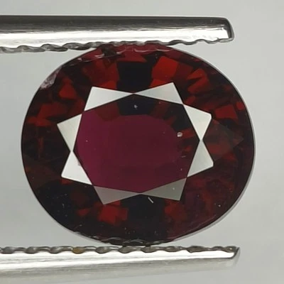 2.12CtsEXTREMELY NATURAL RHODOLITE GARNET - Image 1 of 4