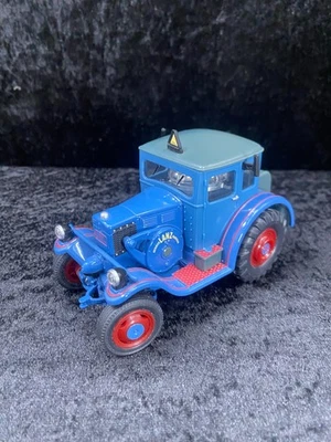 SIKU Control 32 Lanz Eil-Bulldog Traktor 1:32 Metallmodell - Bild 1 von 4