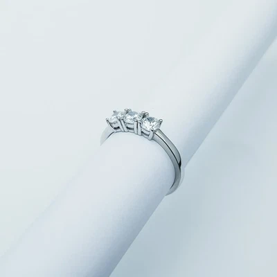 ANELLO TRILOGY 2,40 CT in ARGENTO RODIATO con DIAMANTI ZIRCONI - Immagine 1 di 4