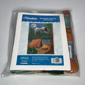 Herrschners Nuevo en Paquete Moonlight Camping 270645 Plástico Lona Pared Kit 12”x18” - Imagen 1 de 3