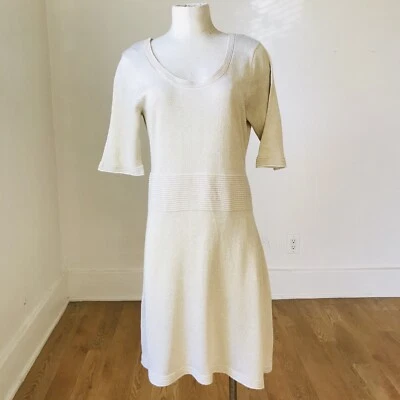 nwot Marc New York Andrew Marc  Dress  light   beige knit with gold threading Foto 1 de 4