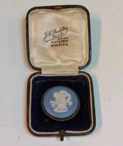 Vintage Wedgewood Blue Cupid Pin Brooch Pendant - Picture 1 of 7