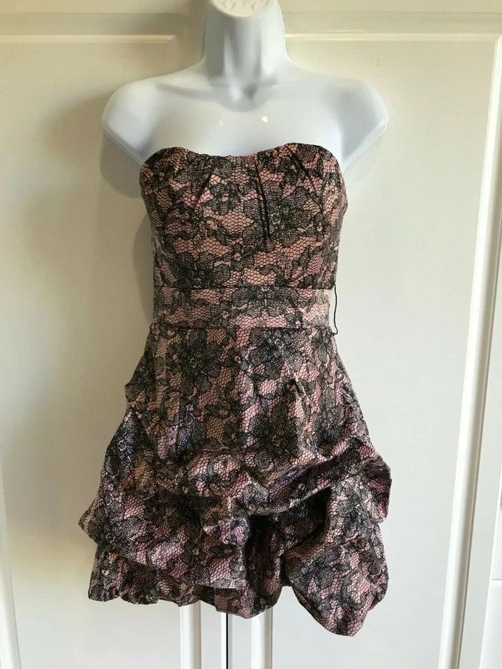 Vestido XOXO Junior Usado Talla 7 Formal Sin Tirantes Foto 1 de 1