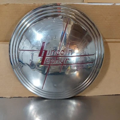 Lincoln Zephyr 1938 tapacubos Foto 1 de 4