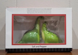 Salt And Pepper Shakers Magnetic Hugging Dinosaurs New In Package - Picture 1 of 4