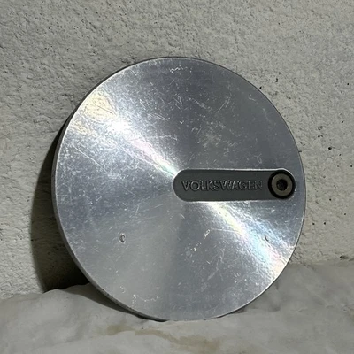1987-1993 Volkswagen VW Scirocco Jetta Golf  Wheel Center Hub Cap 321601149A - Image 1 of 4