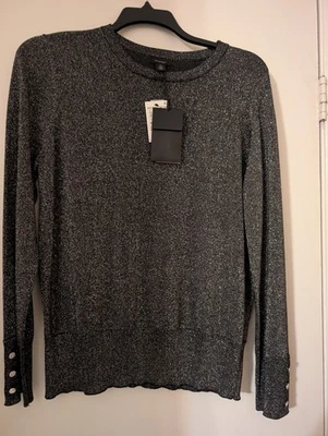 Nuevo con etiquetas Suéter Halógeno Para Mujer Negro Medianoche Cuello Redondo Metálico Precio de venta sugerido por el fabricante 69,00 Foto 1 de 4