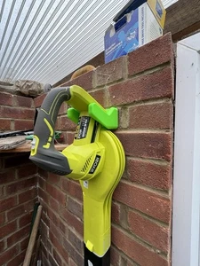 Ryobi Akku-Blattgebläse Wandhalterung - Bild 1 von 9
