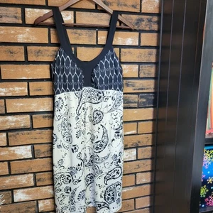 The North Face Women's Medium Cadence Dress Built In Bra Lightweight - Picture 1 of 5