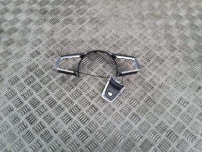 Jaguar Xe X760 2015-2019 steering wheel trim - image 1 of 4