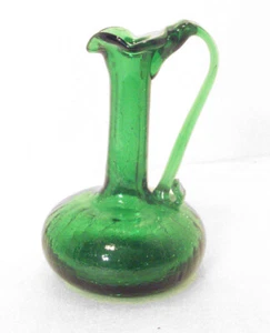 Grüne Crackle Glas Vase 5 1/4" hoch langer Hals & Griff - Bild 1 von 11