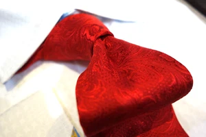 Robert Graham Silk Tie Necktie Solid Red Brocade Dot Scalloped Flower - Picture 1 of 2