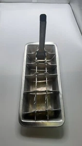Vintage metal Ice Tray - Picture 1 of 4