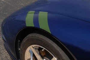 Calcomanías de rayas de hachís de guardabarros verdes estilo Grand Sport 2 piezas para Corvette C5 1997-04 - Imagen 1 de 1