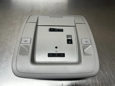 2014-2019 GMC Sierra 1500 2500 3500 Front Overhead Center Roof Console OEM - Image 1 of 4