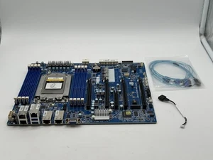 GIGABYTE MZ01-CE0 Mainboard - AMD - Bild 1 von 7