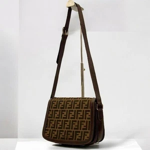 Bolso de Hombro FENDI Patrón Zucca Cuero Jacquard Caqui Marrón De Colección de Japón - Imagen 1 de 9
