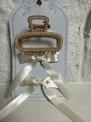 Girls 3 Piece Hair Clips - Image 1 of 4