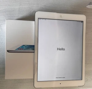 Apple iPad Air (WiFi + Cellular) 64 GB – Weiß – Wie Neu ( A1475) - Bild 1 von 2