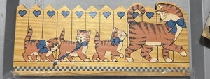 Avon Vtg Wooden Cat Kitten Family Towel Rack/ Calendar Holder Bar 12.75” - Picture 1 of 13