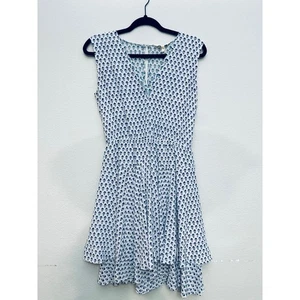 Vestido Rebecca Taylor Sin Mangas Cuello en V Volantes Dobladillo Azul Estampado Floral Talla 2 - Imagen 1 de 5
