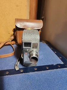 Vintage Keystone 8MM K25 Capri Dial-O-Matic- Movie Camera VG+ Winds, Runs 1950's - Picture 1 of 10