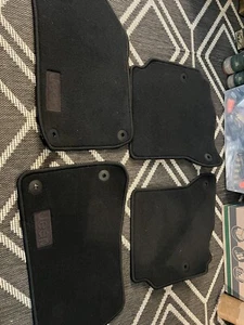2020 JEEP GLADIATOR FACTORY OEM FLOOR MATS WRANGLER 2018-2023 - Picture 1 of 3