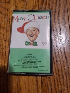 Merry Christmas - Bing Crosby Cassette MCAC 15024 - Picture 1 of 3