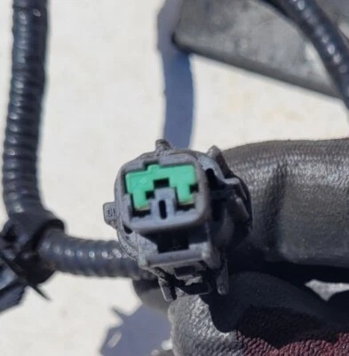 Infiniti G37S 2010 convertible VQ37VHR MOTOR CABLEADO CONECTOR ENCHUFE COLETA Foto 1 de 4