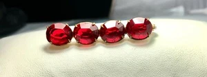 Set spille da bar vintage con strass rosso rubino in metallo vaso tono oro. anni 20-30 - Foto 1 di 5