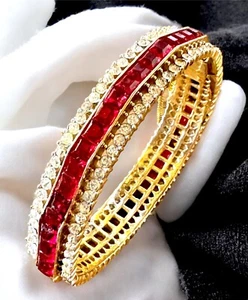 STUNNING 1950'S CROWN TRIFARI INVISIBLY SET RUBY RED RHINESTONE CUFF BRACELET - Picture 1 of 7