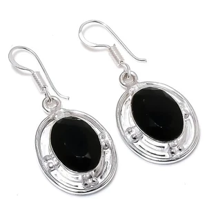 Black Spinel Gemstone Handmade 925 Sterling Silver Jewelry Earring Size 1.50" - Picture 1 of 1