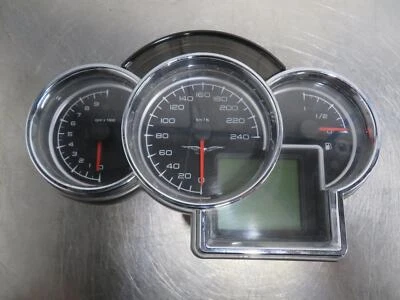EB1377 2011 11 MOTO GUZZI NORGE 1200 1200 1200 VELOCÍMETRO KPH PANEL DE INSTRUMENTOS Foto 1 de 4