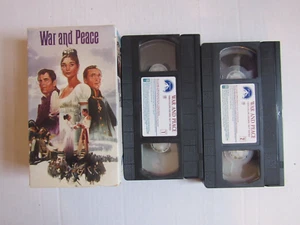 War and Peace (VHS, 1991, 2-Tape Set) PG 1956 ‧ War/Romance ‧ 3h 28m - Bild 1 von 2
