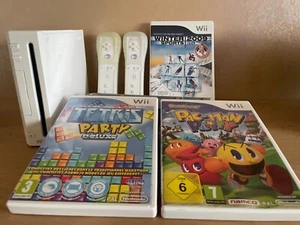 Nintendo Wii Konsole (RVL-001) Weiß + Original Remote / Controller und Nunchuk - Bild 1 von 2