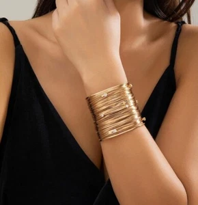Bracciale Aperto Dorato E Argento Con Strass - Foto 1 di 10