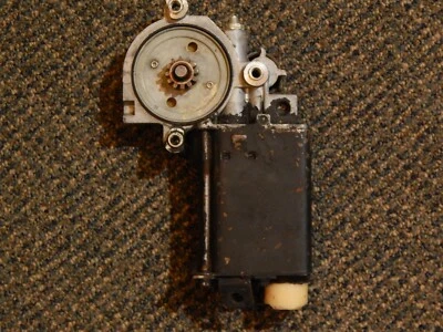 1977 to 1979 NOS GM Power Window Motors 20004479 - Image 1 of 4