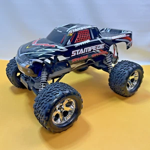 Traxxas Stampede Black RC Car Only Titan 12T550 Motor Frame Body Wheels - Picture 1 of 10