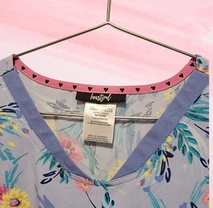 Scrubs V-Ausschnitt Top Größe Medium Farbe Me Wild HeartSoul - Blumenmuster T18 - Bild 1 von 4