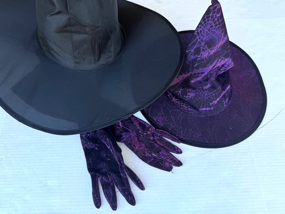 LOTE de 3 sombreros de bruja negros ala con cable púrpura metálico + guantes largos adultos adolescentes Foto 1 de 4