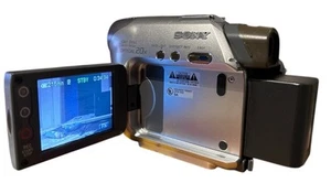 Sony Handycam DCR-HC21 Mini DV Camcorder Plus Accessories - Picture 1 of 6
