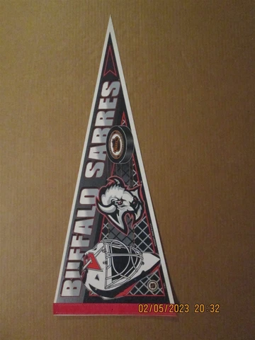 NHL Buffalo Sabres Vintage Circa 1990's Goalie Helmet Team Logo Hockey Pennant Cover