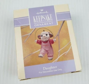 Hallmark Keepsake Ornamento Hija Pascua Primavera 1993 Cordero en Cuerda de Saltar Rosa - Imagen 1 de 12