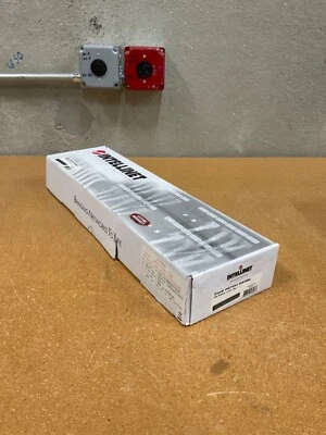 Intellinet Cat6 48-Port RJ-45 Unshielded Patch Panel 560283 NEW OPEN Damaged Box - Image 1 of 4